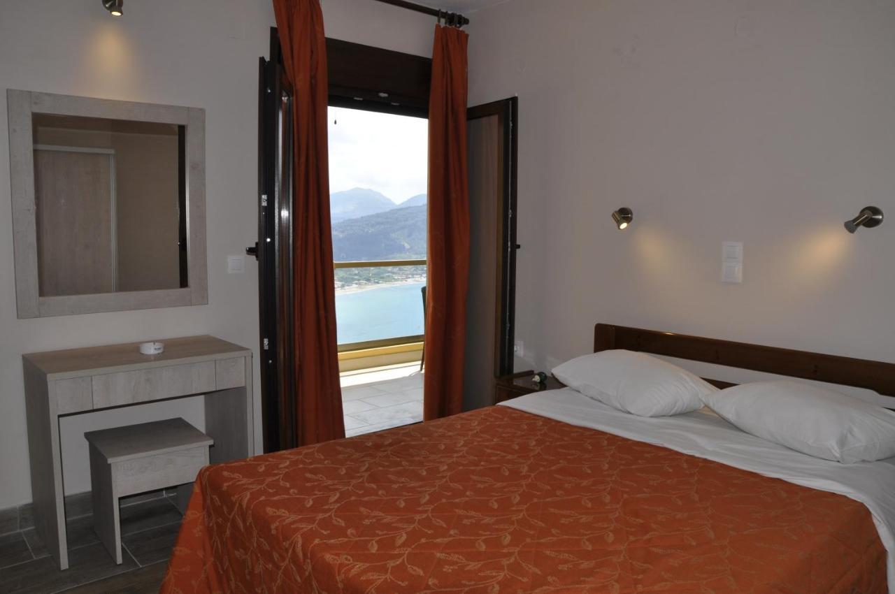 Afión Porto Timoni Bed & Breakfast エクステリア 写真